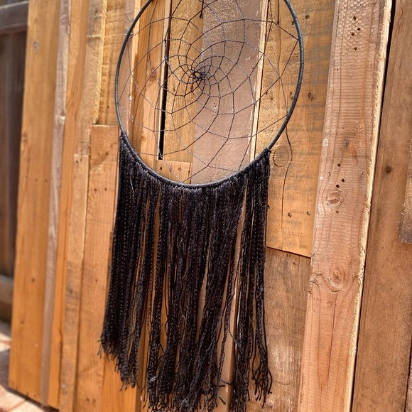 18” handmade dream catcher black with iridescent - Picture 4 of 5